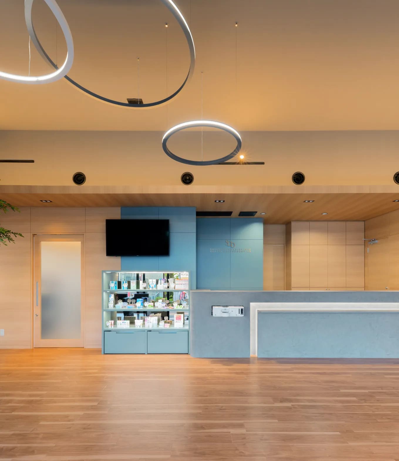 名古屋市天白区塩釜口駅から徒歩1分の歯医者「塩釜口駅前歯医者・矯正歯科」